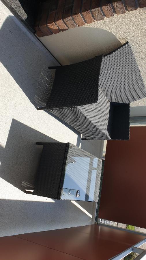 Seensucht & Urlaubstraeume, Ferienwohnung "Seerose" Grossraeschen Exterior photo